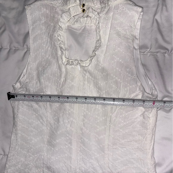 Sail to Sable White Eyelet Sleeveless Dress Size Medium - Picture 8 of 9